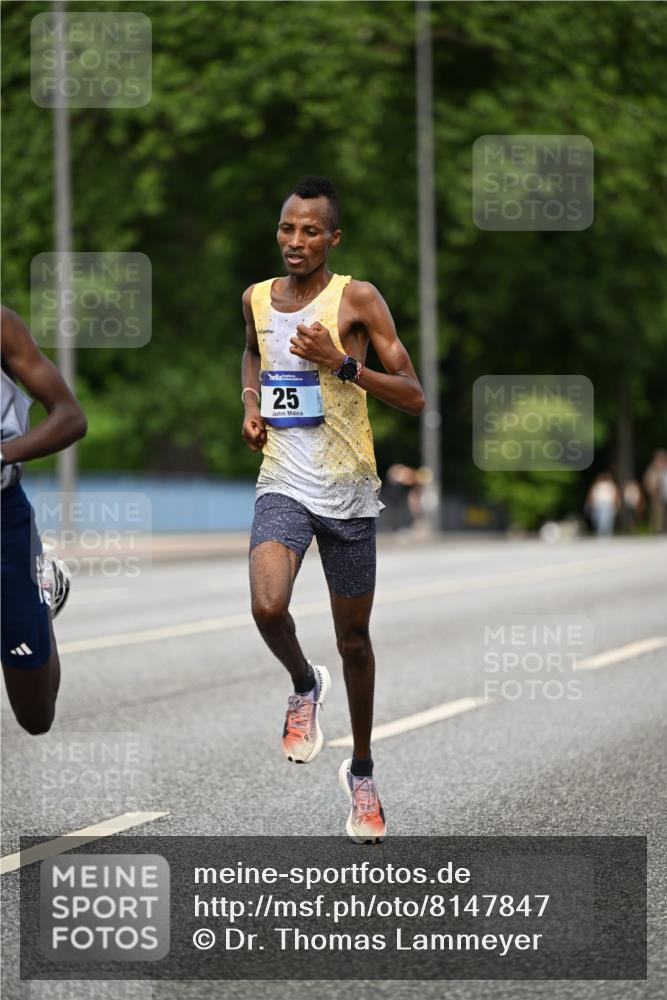 29.06.2025 - hella hamburg halbmarathon Dr. Thomas Lammeyer http://msf.ph/oto/8147847 29.06.2025 09:33:47 Kennedybrücke 2, 4, 5, 6, 7, 8, 9, 10, 11, 13, 16, 22, 23, 25, 59 meine-sportfotos.de