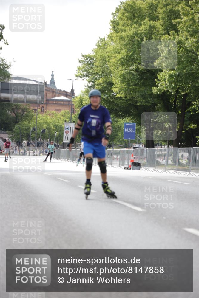 29.06.2025 - hella hamburg halbmarathon Jannik Wohlers http://msf.ph/oto/8147858 29.06.2025 09:10:30 Lombardsbrücke  meine-sportfotos.de