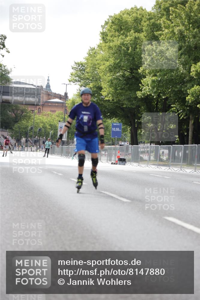 29.06.2025 - hella hamburg halbmarathon Jannik Wohlers http://msf.ph/oto/8147880 29.06.2025 09:10:31 Lombardsbrücke  meine-sportfotos.de