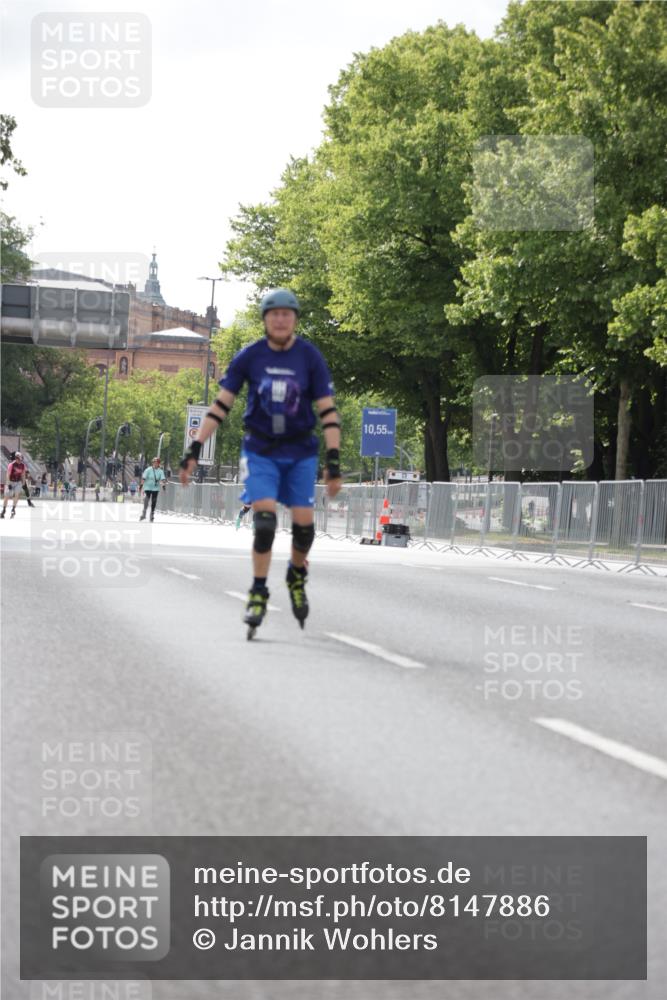 29.06.2025 - hella hamburg halbmarathon Jannik Wohlers http://msf.ph/oto/8147886 29.06.2025 09:10:31 Lombardsbrücke  meine-sportfotos.de