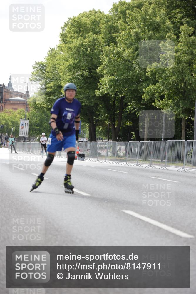 29.06.2025 - hella hamburg halbmarathon Jannik Wohlers http://msf.ph/oto/8147911 29.06.2025 09:10:31 Lombardsbrücke  meine-sportfotos.de