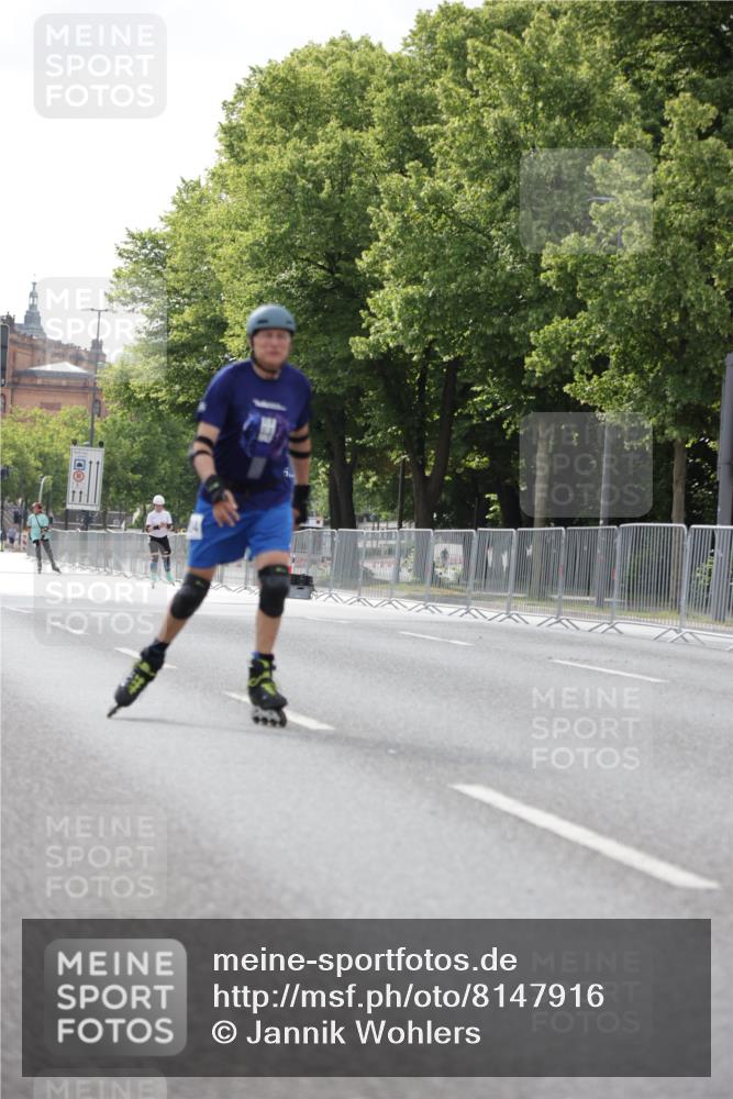 29.06.2025 - hella hamburg halbmarathon Jannik Wohlers http://msf.ph/oto/8147916 29.06.2025 09:10:31 Lombardsbrücke  meine-sportfotos.de