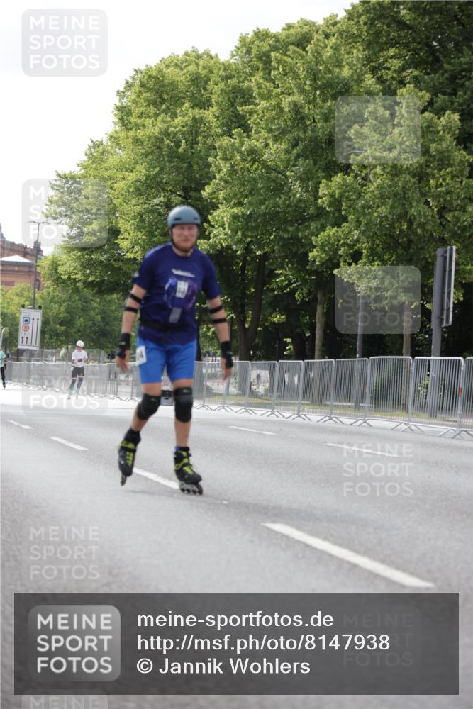 29.06.2025 - hella hamburg halbmarathon Jannik Wohlers http://msf.ph/oto/8147938 29.06.2025 09:10:31 Lombardsbrücke  meine-sportfotos.de