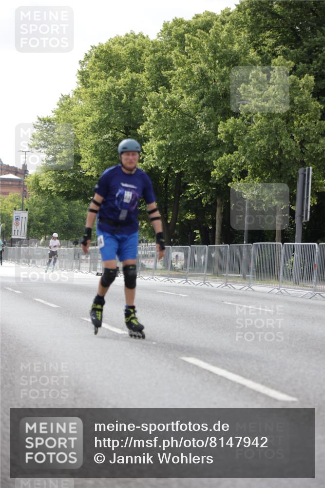 29.06.2025 - hella hamburg halbmarathon Jannik Wohlers http://msf.ph/oto/8147942 29.06.2025 09:10:31 Lombardsbrücke  meine-sportfotos.de