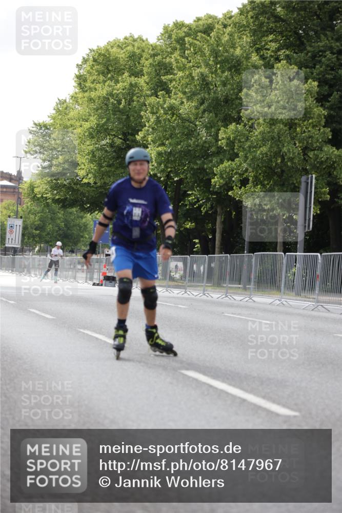 29.06.2025 - hella hamburg halbmarathon Jannik Wohlers http://msf.ph/oto/8147967 29.06.2025 09:10:32 Lombardsbrücke  meine-sportfotos.de