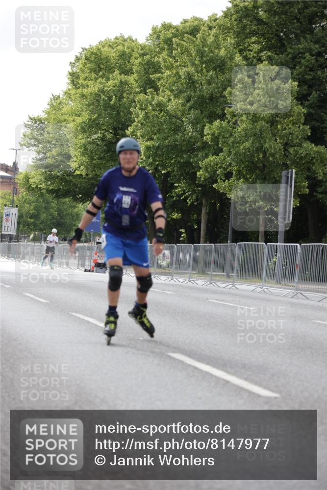 29.06.2025 - hella hamburg halbmarathon Jannik Wohlers http://msf.ph/oto/8147977 29.06.2025 09:10:32 Lombardsbrücke  meine-sportfotos.de