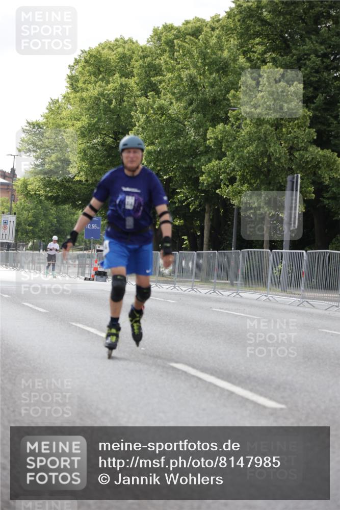 29.06.2025 - hella hamburg halbmarathon Jannik Wohlers http://msf.ph/oto/8147985 29.06.2025 09:10:32 Lombardsbrücke  meine-sportfotos.de