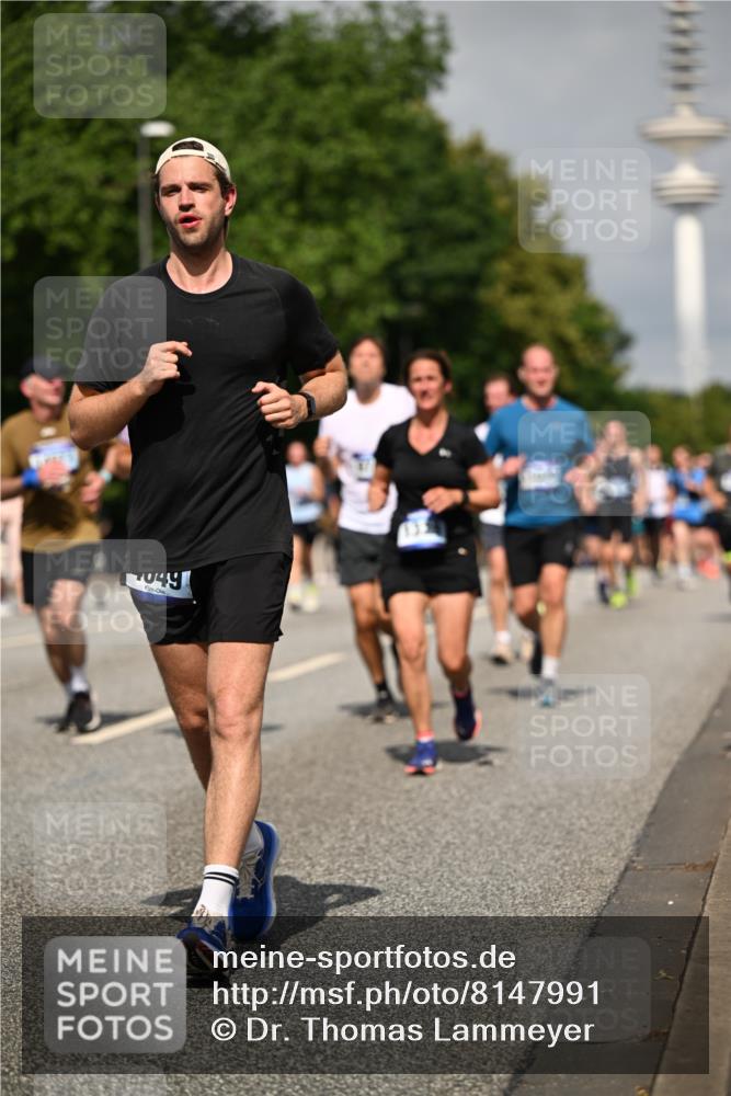 29.06.2025 - hella hamburg halbmarathon Dr. Thomas Lammeyer http://msf.ph/oto/8147991 29.06.2025 10:06:05 Kennedybrücke 1184, 1329, 1364, 1453, 1464, 1729, 1881, 1940, 2591, 3039, 3169, 3199, 4286, 4328, 4649, 5547, 5602, 5603, 6322, 6327, 6438, 7031, 7189, 7223, 9156, 9230, 9353, 9741, 10177, 10882 meine-sportfotos.de