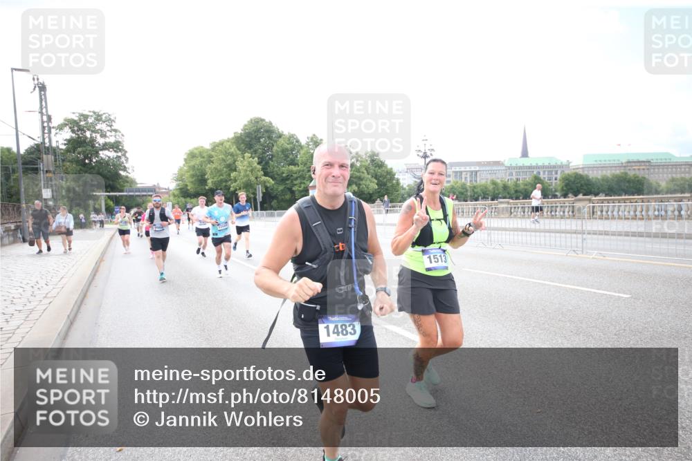 29.06.2025 - hella hamburg halbmarathon Jannik Wohlers http://msf.ph/oto/8148005 29.06.2025 10:09:12 Lombardsbrücke 1456, 1483, 1513, 1823, 8090, 8685, 9297, 9306, 9988, 12509, 13739, 15697, 16688, 16918, 17630, 18440, 19166, 19242 meine-sportfotos.de
