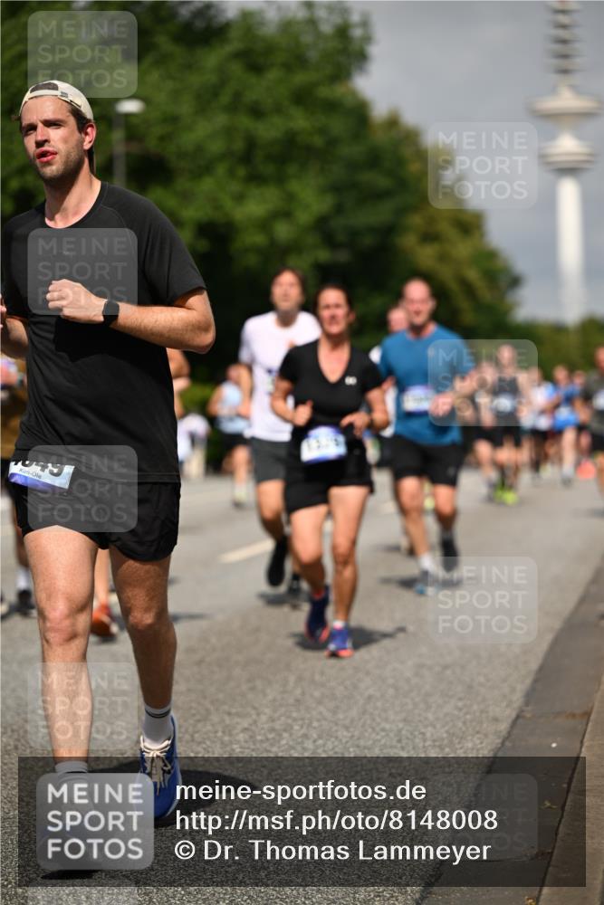 29.06.2025 - hella hamburg halbmarathon Dr. Thomas Lammeyer http://msf.ph/oto/8148008 29.06.2025 10:06:06 Kennedybrücke 1184, 1329, 1364, 1453, 1464, 1729, 1881, 1940, 2591, 3039, 3169, 3199, 4286, 4328, 4649, 5547, 5602, 5603, 6322, 6327, 6438, 7031, 7189, 7223, 9156, 9230, 9353, 9741, 10177, 10882 meine-sportfotos.de