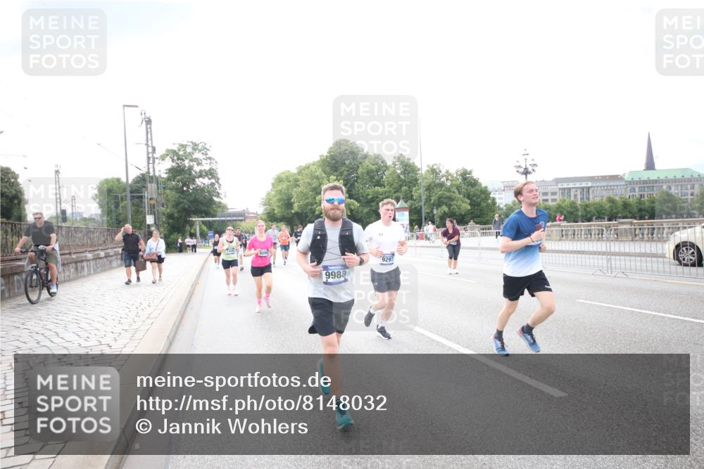 29.06.2025 - hella hamburg halbmarathon Jannik Wohlers http://msf.ph/oto/8148032 29.06.2025 10:09:15 Lombardsbrücke 1456, 1483, 1513, 1823, 8090, 8685, 9297, 9306, 9988, 12255, 12509, 13739, 15697, 16688, 16918, 17630, 18076, 18440, 19242 meine-sportfotos.de