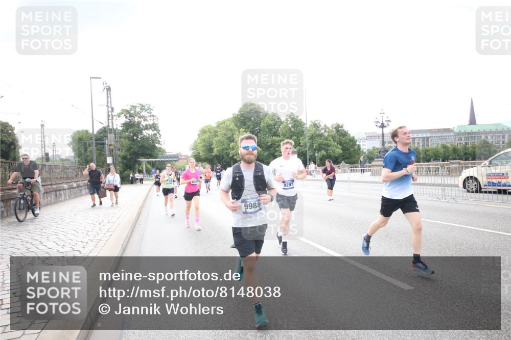 29.06.2025 - hella hamburg halbmarathon Jannik Wohlers http://msf.ph/oto/8148038 29.06.2025 10:09:15 Lombardsbrücke 1456, 1483, 1513, 1823, 8090, 8685, 9297, 9306, 9988, 12255, 12509, 13739, 15697, 16688, 16918, 17630, 18076, 18440, 19242 meine-sportfotos.de