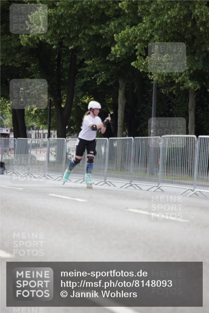 29.06.2025 - hella hamburg halbmarathon Jannik Wohlers http://msf.ph/oto/8148093 29.06.2025 09:10:39 Lombardsbrücke  meine-sportfotos.de
