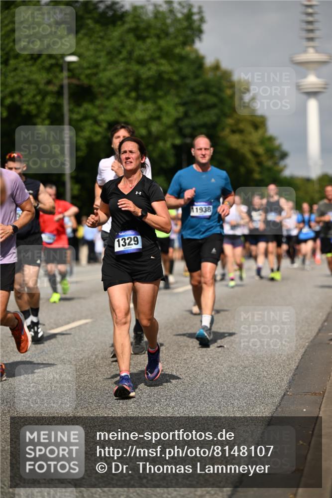 29.06.2025 - hella hamburg halbmarathon Dr. Thomas Lammeyer http://msf.ph/oto/8148107 29.06.2025 10:06:06 Kennedybrücke 1184, 1329, 1364, 1453, 1464, 1729, 1881, 1940, 2591, 3039, 3169, 3199, 4286, 4328, 4649, 5547, 5602, 5603, 6322, 6327, 6438, 7031, 7189, 7223, 9156, 9230, 9353, 9741, 10177, 10882 meine-sportfotos.de