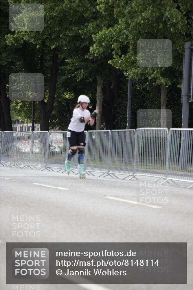 29.06.2025 - hella hamburg halbmarathon Jannik Wohlers http://msf.ph/oto/8148114 29.06.2025 09:10:39 Lombardsbrücke  meine-sportfotos.de