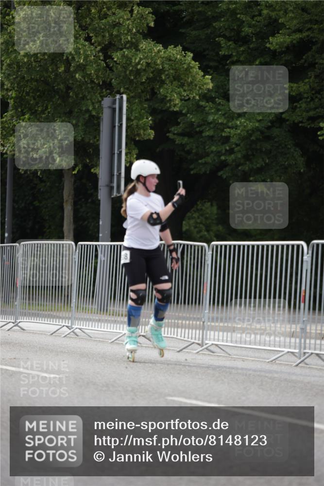 29.06.2025 - hella hamburg halbmarathon Jannik Wohlers http://msf.ph/oto/8148123 29.06.2025 09:10:42 Lombardsbrücke  meine-sportfotos.de