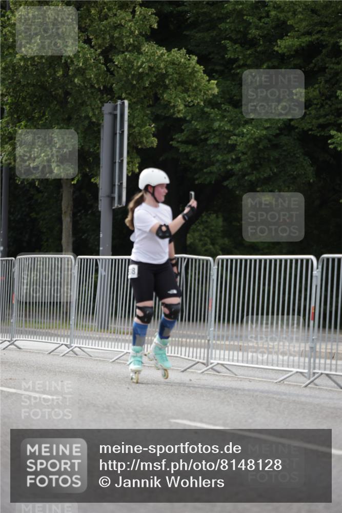 29.06.2025 - hella hamburg halbmarathon Jannik Wohlers http://msf.ph/oto/8148128 29.06.2025 09:10:42 Lombardsbrücke  meine-sportfotos.de