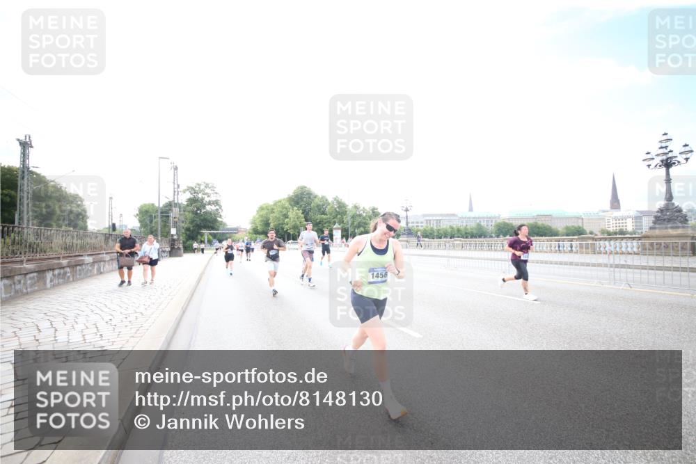 29.06.2025 - hella hamburg halbmarathon Jannik Wohlers http://msf.ph/oto/8148130 29.06.2025 10:09:18 Lombardsbrücke 1052, 1456, 1483, 1513, 1823, 7058, 8090, 8685, 9150, 9297, 9306, 12255, 12509, 13739, 16191, 16455, 16918, 17630, 17899, 18076, 18440, 19242 meine-sportfotos.de