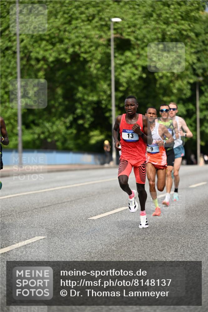 29.06.2025 - hella hamburg halbmarathon Dr. Thomas Lammeyer http://msf.ph/oto/8148137 29.06.2025 09:33:54 Kennedybrücke 2, 4, 5, 6, 7, 8, 9, 10, 11, 13, 16, 22, 23, 25, 59 meine-sportfotos.de
