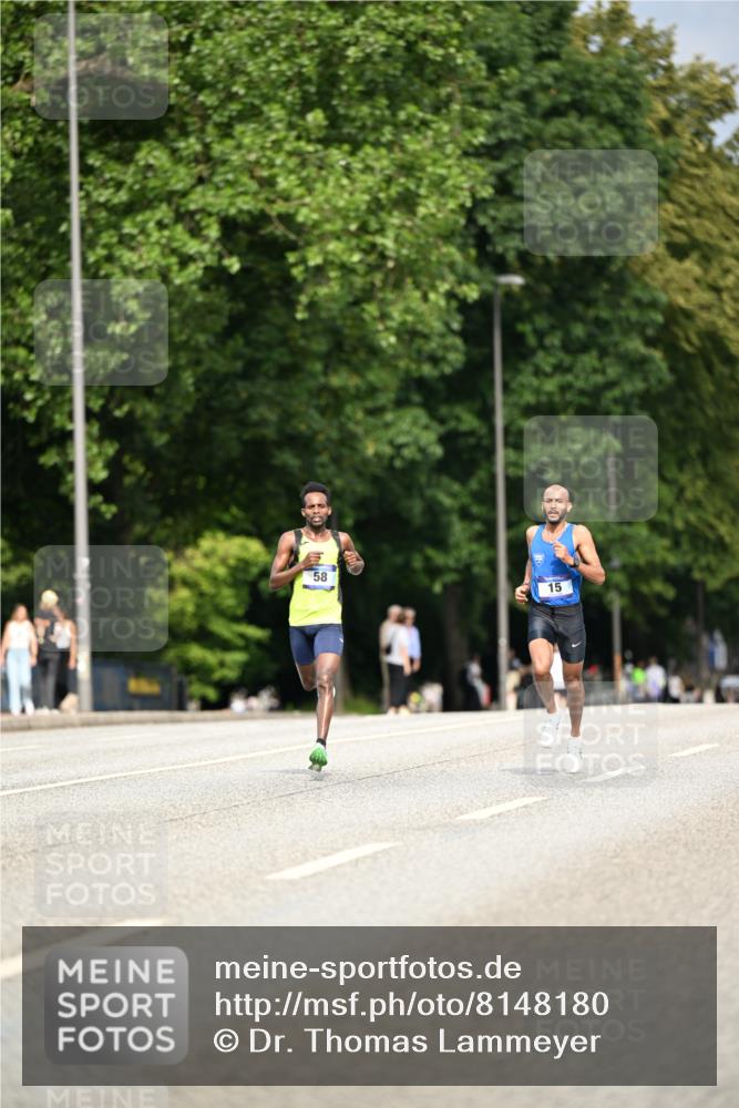 29.06.2025 - hella hamburg halbmarathon Dr. Thomas Lammeyer http://msf.ph/oto/8148180 29.06.2025 09:34:10 Kennedybrücke 15, 20 meine-sportfotos.de