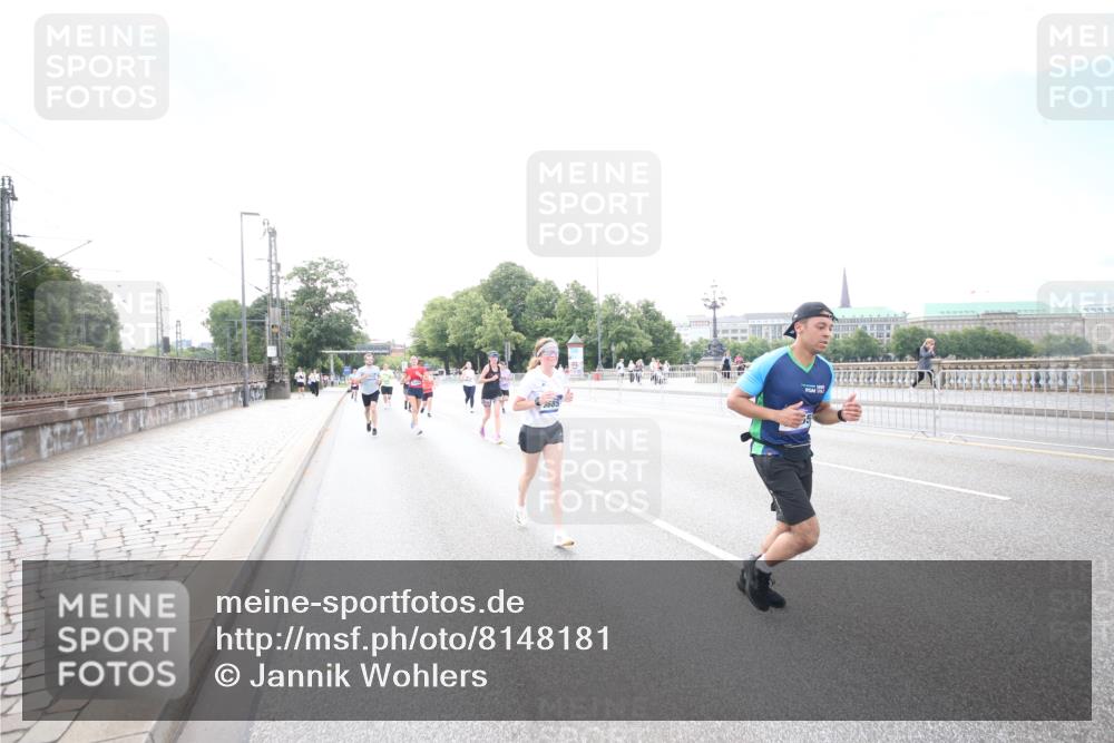 29.06.2025 - hella hamburg halbmarathon Jannik Wohlers http://msf.ph/oto/8148181 29.06.2025 10:09:24 Lombardsbrücke 1052, 1456, 1823, 4592, 7058, 8090, 8685, 9150, 9297, 9306, 9781, 12255, 12509, 12567, 13739, 16191, 16455, 16918, 17630, 17899, 18076, 18440, 18707, 19242 meine-sportfotos.de