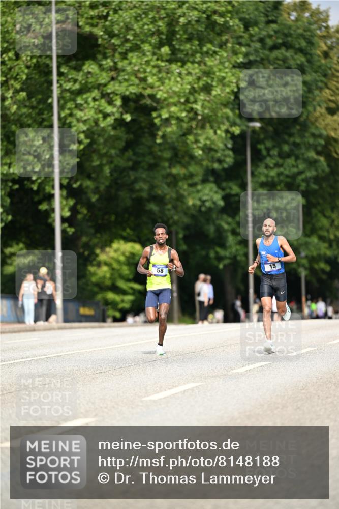 29.06.2025 - hella hamburg halbmarathon Dr. Thomas Lammeyer http://msf.ph/oto/8148188 29.06.2025 09:34:10 Kennedybrücke 15, 20 meine-sportfotos.de