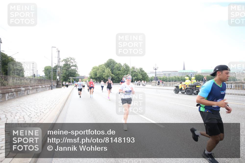 29.06.2025 - hella hamburg halbmarathon Jannik Wohlers http://msf.ph/oto/8148193 29.06.2025 10:09:25 Lombardsbrücke 1052, 1456, 1823, 4592, 7058, 8090, 8685, 9150, 9297, 9306, 9781, 12255, 12509, 12567, 13739, 16191, 16455, 16918, 17630, 17899, 18076, 18440, 18707, 19242 meine-sportfotos.de