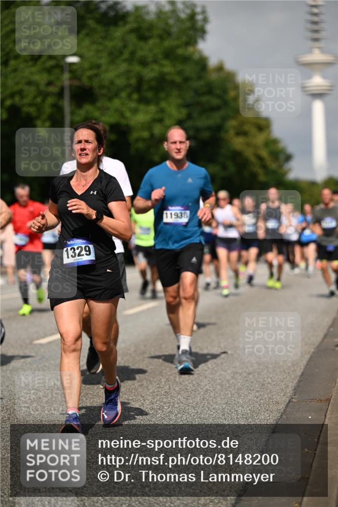 29.06.2025 - hella hamburg halbmarathon Dr. Thomas Lammeyer http://msf.ph/oto/8148200 29.06.2025 10:06:07 Kennedybrücke 1184, 1329, 1364, 1453, 1464, 1729, 1881, 1940, 2323, 2591, 3039, 3169, 3199, 4286, 4328, 4649, 5547, 5602, 6322, 6327, 6438, 7031, 7189, 7223, 9156, 9230, 9353, 9741, 9928, 10177, 10882 meine-sportfotos.de