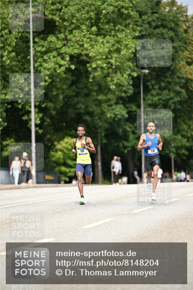 29.06.2025 - hella hamburg halbmarathon Dr. Thomas Lammeyer http://msf.ph/oto/8148204 29.06.2025 09:34:10 Kennedybrücke 15, 20 meine-sportfotos.de