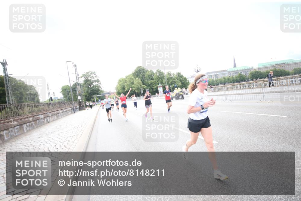 29.06.2025 - hella hamburg halbmarathon Jannik Wohlers http://msf.ph/oto/8148211 29.06.2025 10:09:25 Lombardsbrücke 1052, 1456, 1823, 4592, 7058, 8090, 8685, 9150, 9297, 9306, 9781, 12255, 12509, 12567, 13739, 16191, 16455, 16918, 17630, 17899, 18076, 18440, 18707, 19242 meine-sportfotos.de