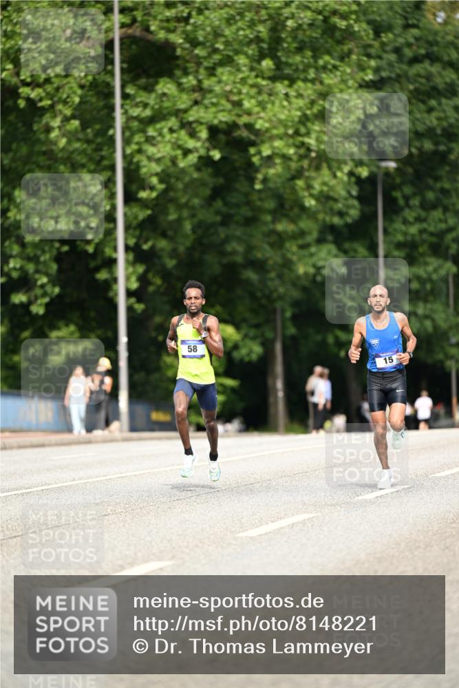 29.06.2025 - hella hamburg halbmarathon Dr. Thomas Lammeyer http://msf.ph/oto/8148221 29.06.2025 09:34:11 Kennedybrücke 15, 20 meine-sportfotos.de