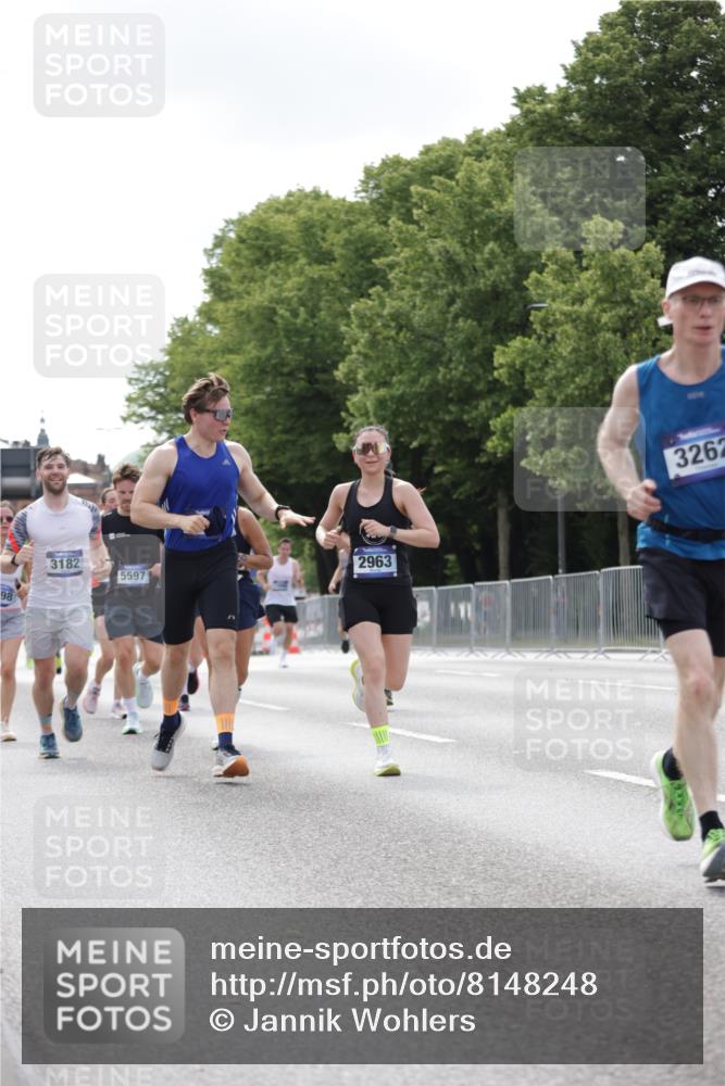 29.06.2025 - hella hamburg halbmarathon Jannik Wohlers http://msf.ph/oto/8148248 29.06.2025 10:12:03 Lombardsbrücke 1610, 1785, 1850, 2661, 2963, 2964, 3182, 3248, 3262, 3746, 4453, 4499, 4554, 5166, 5176, 5597, 5598, 6822, 6871, 6966, 7014, 9254, 9405, 10581, 10685, 11509, 14863, 14868, 15369, 16379, 16473, 18493 meine-sportfotos.de