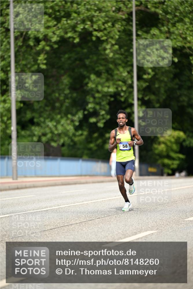 29.06.2025 - hella hamburg halbmarathon Dr. Thomas Lammeyer http://msf.ph/oto/8148260 29.06.2025 09:34:12 Kennedybrücke 15, 20 meine-sportfotos.de