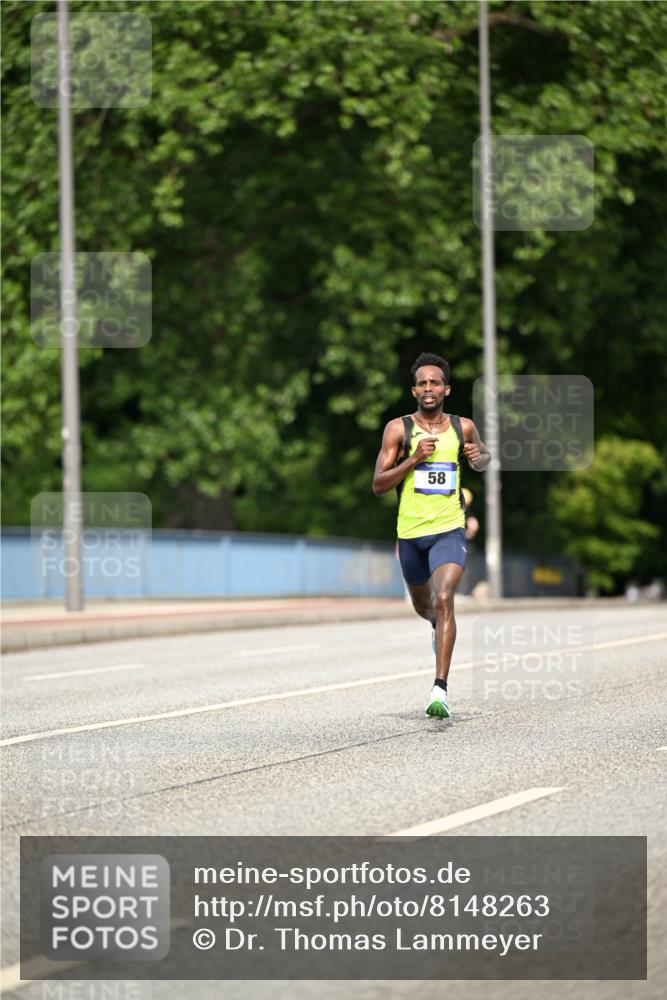 29.06.2025 - hella hamburg halbmarathon Dr. Thomas Lammeyer http://msf.ph/oto/8148263 29.06.2025 09:34:12 Kennedybrücke 15, 20 meine-sportfotos.de