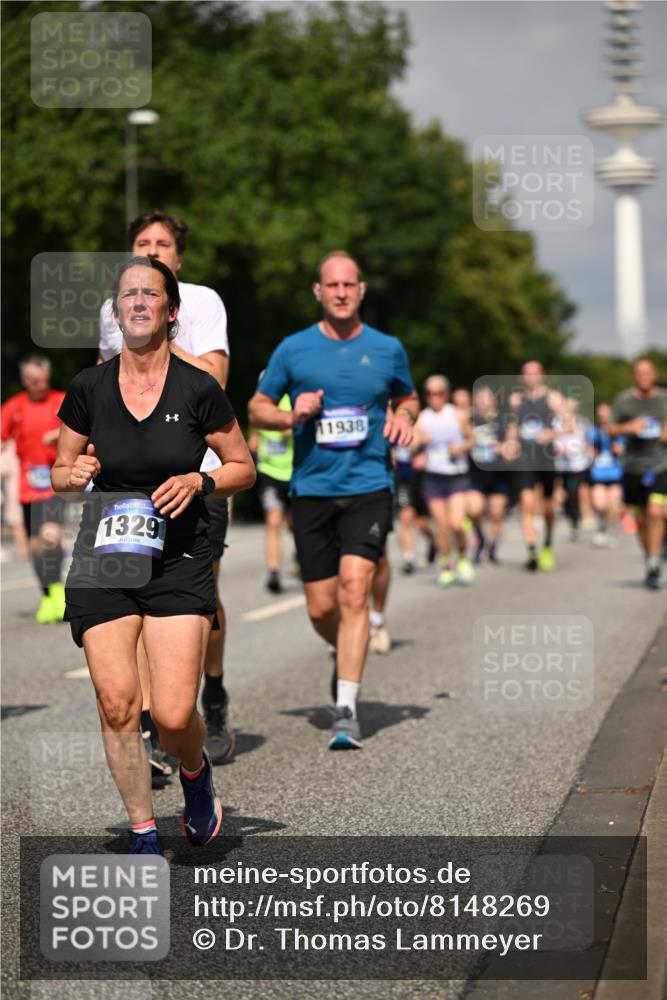 29.06.2025 - hella hamburg halbmarathon Dr. Thomas Lammeyer http://msf.ph/oto/8148269 29.06.2025 10:06:07 Kennedybrücke 1184, 1329, 1364, 1453, 1464, 1729, 1881, 1940, 2323, 2591, 3039, 3169, 3199, 4286, 4328, 4649, 5547, 5602, 6322, 6327, 6438, 7031, 7189, 7223, 9156, 9230, 9353, 9741, 9928, 10177, 10882 meine-sportfotos.de