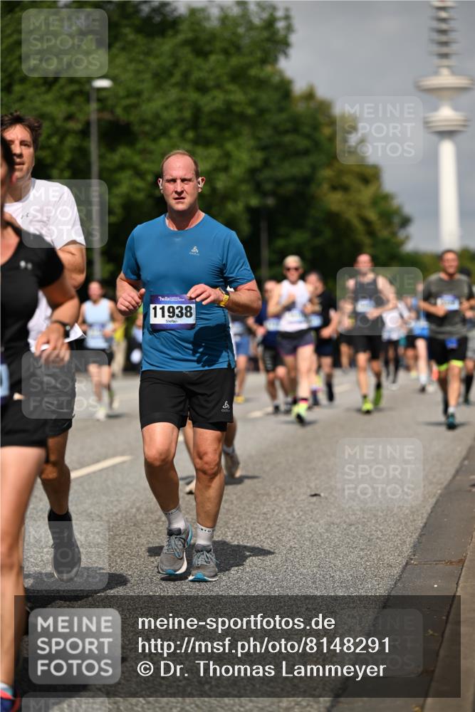 29.06.2025 - hella hamburg halbmarathon Dr. Thomas Lammeyer http://msf.ph/oto/8148291 29.06.2025 10:06:08 Kennedybrücke 1184, 1329, 1364, 1432, 1453, 1729, 1881, 1940, 2323, 3169, 3199, 4286, 4328, 4649, 5547, 5763, 6322, 6327, 6438, 7031, 9156, 9353, 9741, 9928, 10177, 10882 meine-sportfotos.de