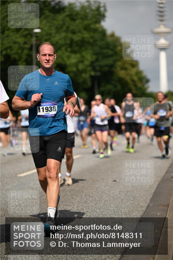 29.06.2025 - hella hamburg halbmarathon Dr. Thomas Lammeyer http://msf.ph/oto/8148311 29.06.2025 10:06:09 Kennedybrücke 1184, 1329, 1364, 1432, 1453, 1729, 1881, 1940, 2322, 2323, 3169, 3199, 4286, 4328, 4649, 5547, 5763, 6322, 6327, 6438, 7031, 7243, 9156, 9353, 9741, 9928, 10177, 10882 meine-sportfotos.de