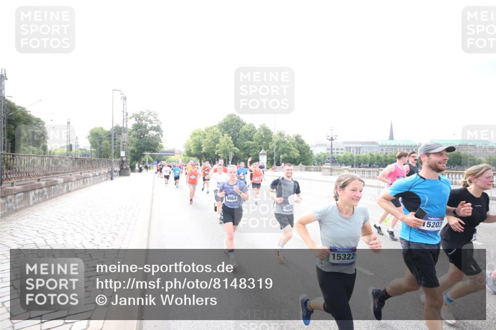 29.06.2025 - hella hamburg halbmarathon Jannik Wohlers http://msf.ph/oto/8148319 29.06.2025 10:17:32 Lombardsbrücke 1159, 1160, 1268, 1622, 1641, 2094, 2147, 2931, 3138, 5004, 5290, 5611, 5733, 7094, 7641, 7649, 7838, 7882, 7883, 8128, 8248, 8607, 8799, 9400, 9539, 9717, 9734, 9798, 9964, 10174, 10332, 10509, 10831, 11156, 11275, 11352, 11656, 11916, 12401, 12553, 12598, 12752, 13681, 13843, 14013, 14420, 14496, 14701, 14738, 14795, 14825, 14831, 15203, 15322, 15614, 16038, 16576, 16644, 16707, 16792, 17270, 17616 meine-sportfotos.de