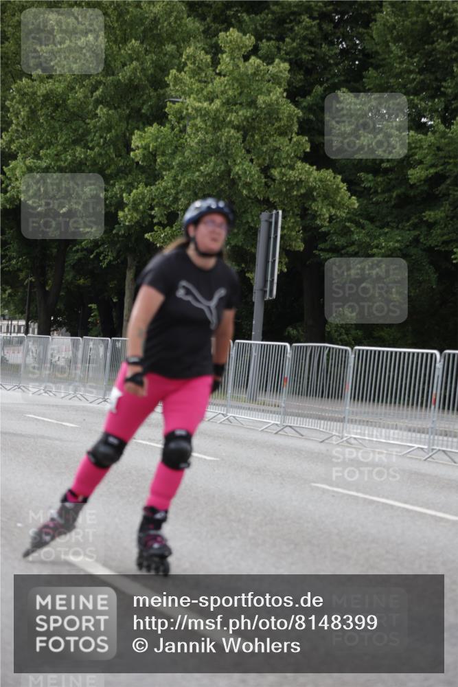 29.06.2025 - hella hamburg halbmarathon Jannik Wohlers http://msf.ph/oto/8148399 29.06.2025 09:10:53 Lombardsbrücke  meine-sportfotos.de