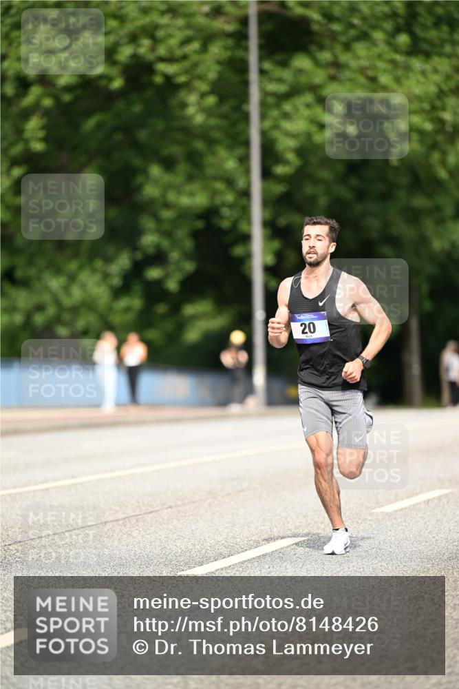 29.06.2025 - hella hamburg halbmarathon Dr. Thomas Lammeyer http://msf.ph/oto/8148426 29.06.2025 09:34:20 Kennedybrücke 15, 20 meine-sportfotos.de
