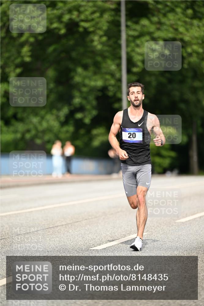 29.06.2025 - hella hamburg halbmarathon Dr. Thomas Lammeyer http://msf.ph/oto/8148435 29.06.2025 09:34:20 Kennedybrücke 15, 20 meine-sportfotos.de