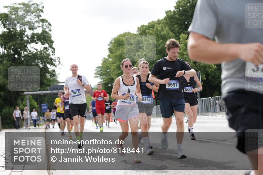 29.06.2025 - hella hamburg halbmarathon Jannik Wohlers http://msf.ph/oto/8148441 29.06.2025 10:12:07 Lombardsbrücke 1249, 1610, 1785, 1850, 2963, 2964, 3182, 3248, 3262, 4453, 4499, 4554, 5150, 5166, 5176, 5597, 5598, 6822, 6871, 6966, 7014, 8971, 9254, 9405, 10581, 10685, 12456, 13566, 13816, 14540, 14868, 15369, 16473, 18178, 18493 meine-sportfotos.de