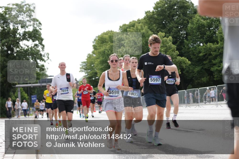 29.06.2025 - hella hamburg halbmarathon Jannik Wohlers http://msf.ph/oto/8148452 29.06.2025 10:12:07 Lombardsbrücke 1249, 1610, 1785, 1850, 2963, 2964, 3182, 3248, 3262, 4453, 4499, 4554, 5150, 5166, 5176, 5597, 5598, 6822, 6871, 6966, 7014, 8971, 9254, 9405, 10581, 10685, 12456, 13566, 13816, 14540, 14868, 15369, 16473, 18178, 18493 meine-sportfotos.de