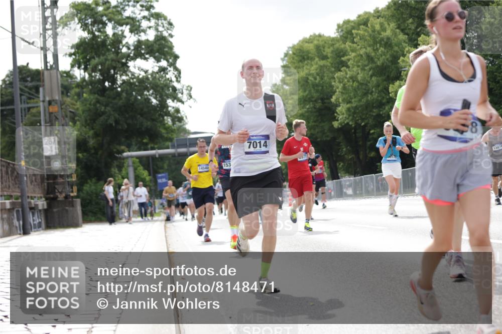 29.06.2025 - hella hamburg halbmarathon Jannik Wohlers http://msf.ph/oto/8148471 29.06.2025 10:12:08 Lombardsbrücke 1249, 1610, 1785, 1850, 2963, 2964, 3182, 3248, 3262, 4453, 4499, 4554, 5150, 5166, 5597, 5598, 6822, 6966, 7014, 8971, 9254, 9405, 10581, 10685, 12456, 13566, 13816, 14540, 14868, 15369, 16473, 18178, 18493 meine-sportfotos.de