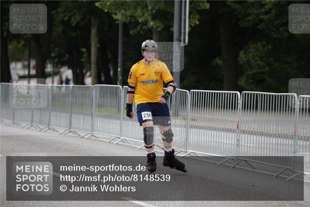 29.06.2025 - hella hamburg halbmarathon Jannik Wohlers http://msf.ph/oto/8148539 29.06.2025 09:11:36 Lombardsbrücke  meine-sportfotos.de