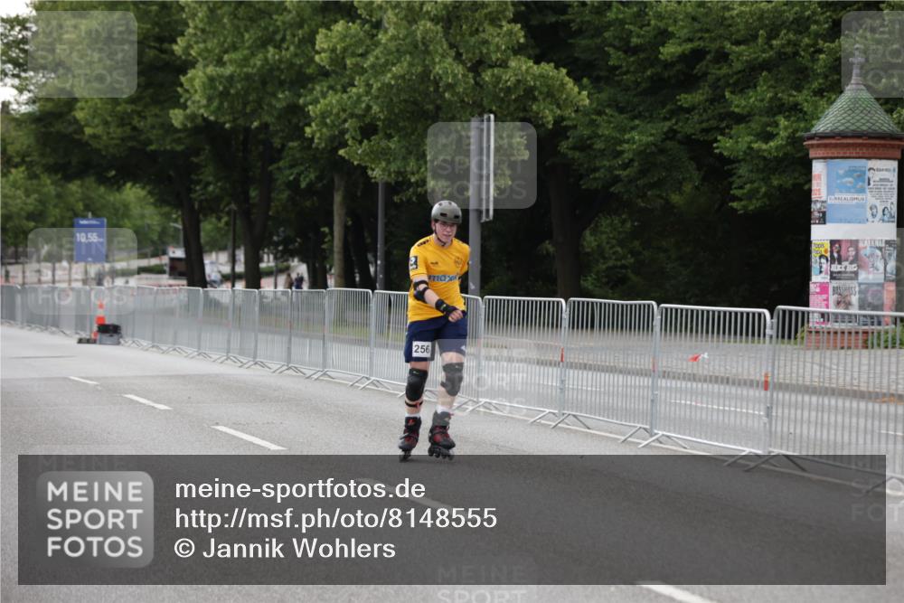 29.06.2025 - hella hamburg halbmarathon Jannik Wohlers http://msf.ph/oto/8148555 29.06.2025 09:11:37 Lombardsbrücke  meine-sportfotos.de