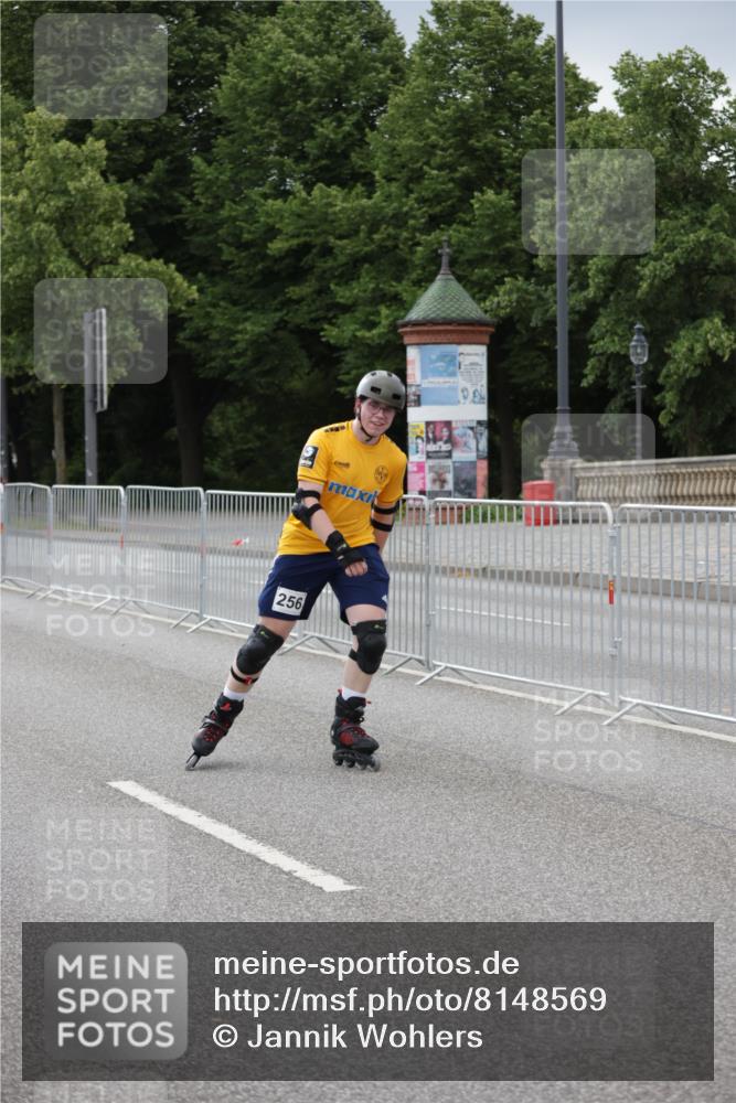29.06.2025 - hella hamburg halbmarathon Jannik Wohlers http://msf.ph/oto/8148569 29.06.2025 09:11:38 Lombardsbrücke  meine-sportfotos.de