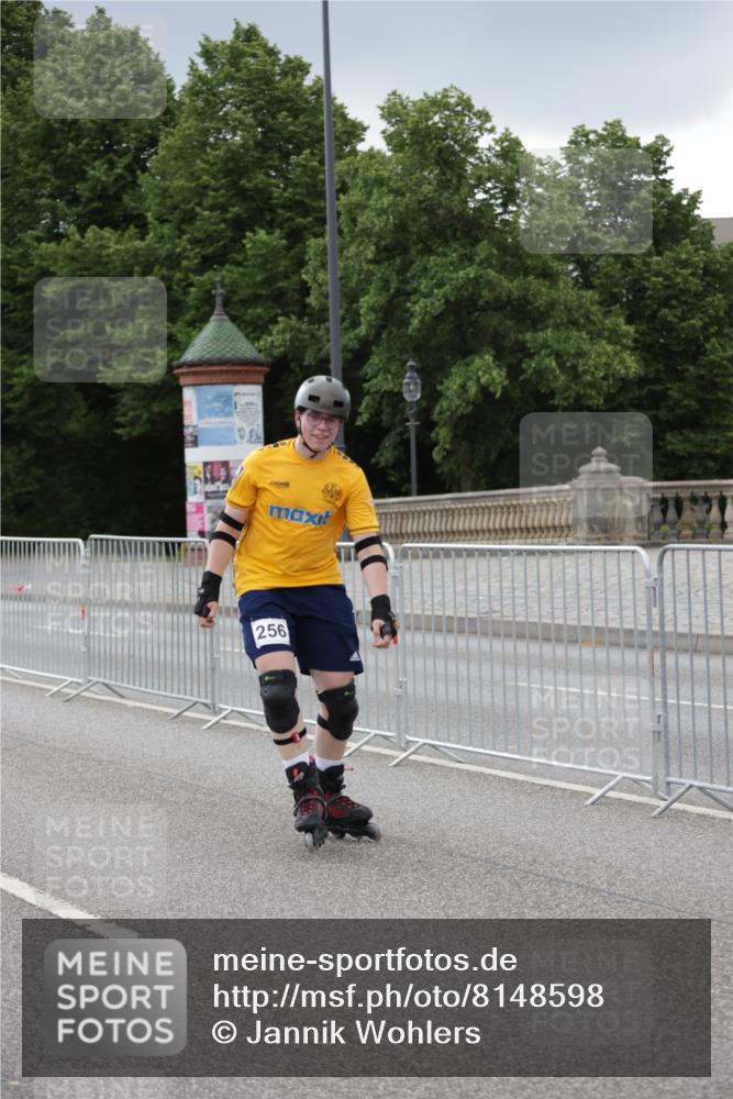 29.06.2025 - hella hamburg halbmarathon Jannik Wohlers http://msf.ph/oto/8148598 29.06.2025 09:11:39 Lombardsbrücke  meine-sportfotos.de