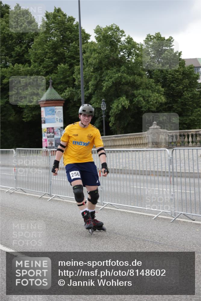29.06.2025 - hella hamburg halbmarathon Jannik Wohlers http://msf.ph/oto/8148602 29.06.2025 09:11:39 Lombardsbrücke  meine-sportfotos.de