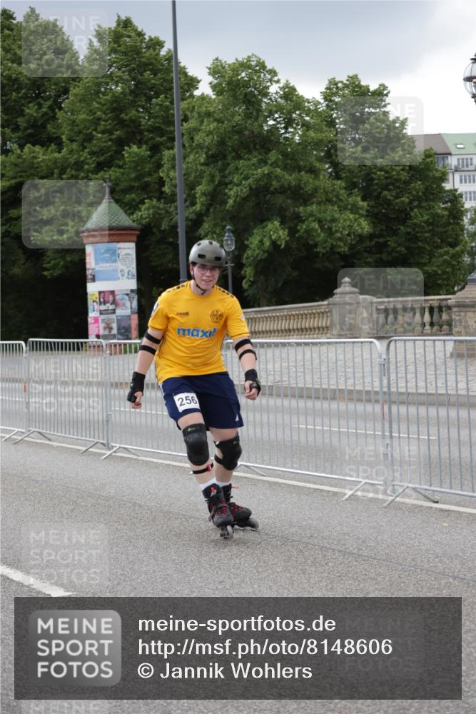 29.06.2025 - hella hamburg halbmarathon Jannik Wohlers http://msf.ph/oto/8148606 29.06.2025 09:11:39 Lombardsbrücke  meine-sportfotos.de